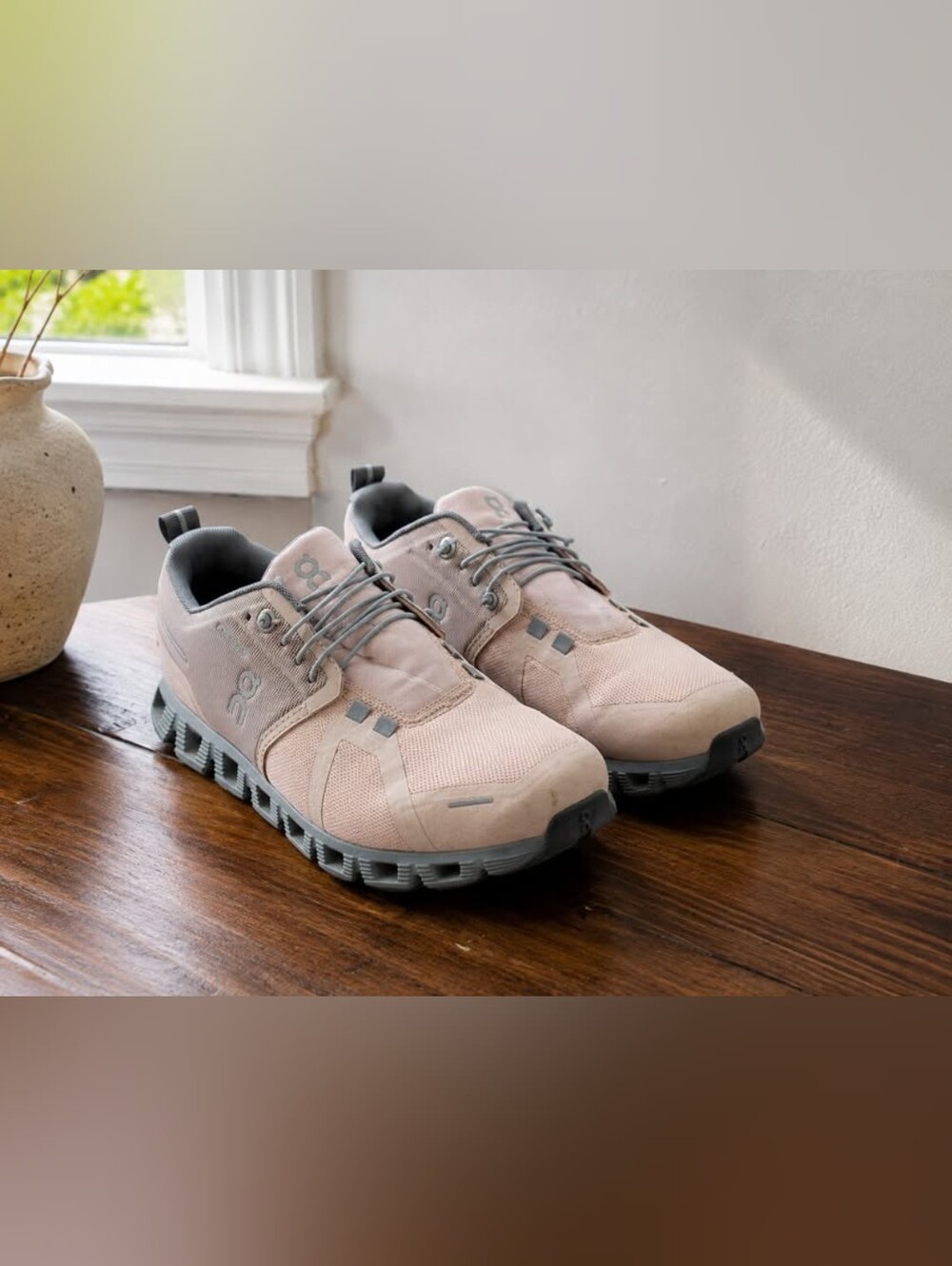 On Running Waterproof Dusty Pink Sneakers